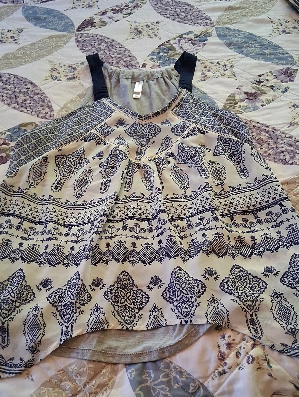Xhiliration Blue and White Printed Tank Top. Size Medium